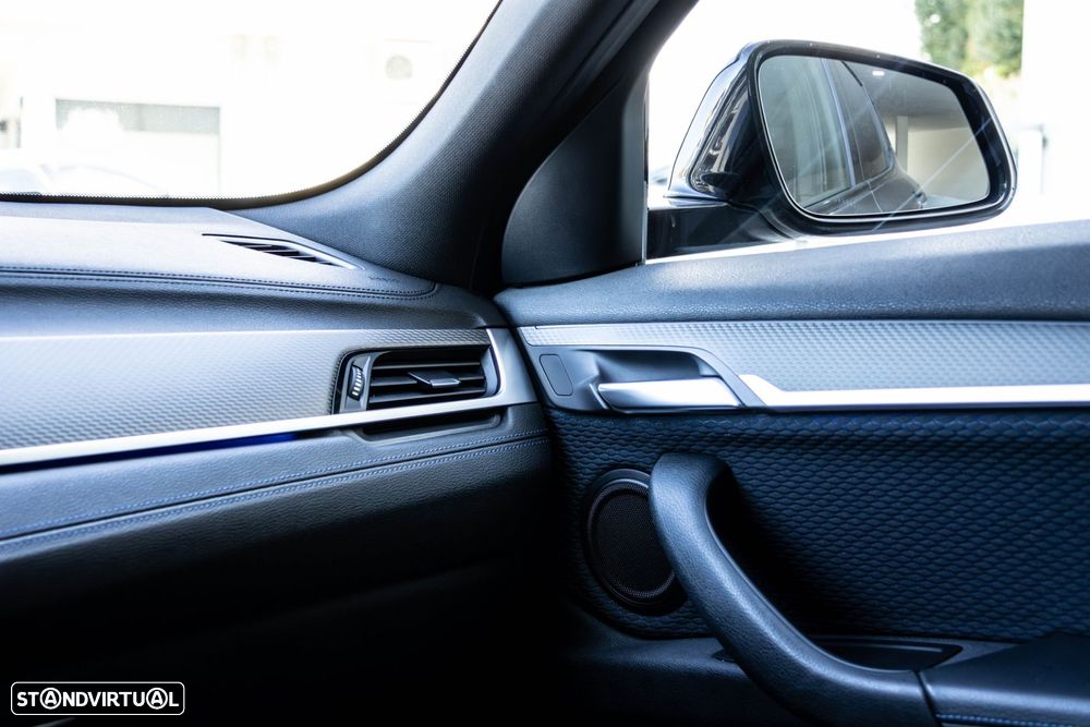 BMW X2 18 d sDrive Auto Pack M - 15