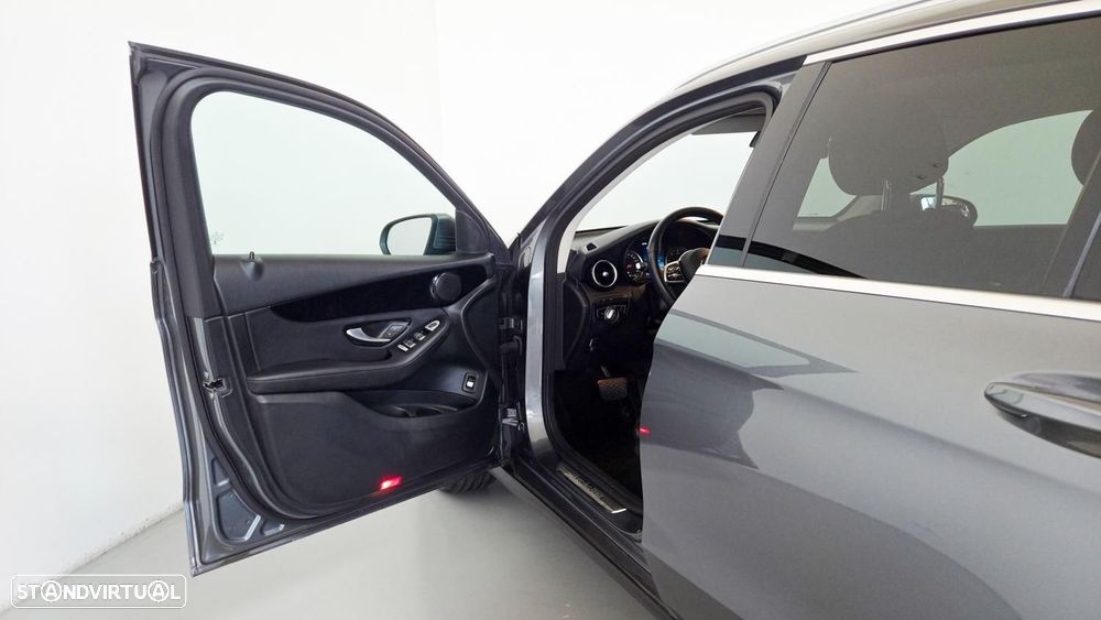 Mercedes-Benz GLC 300 e 4Matic - 10
