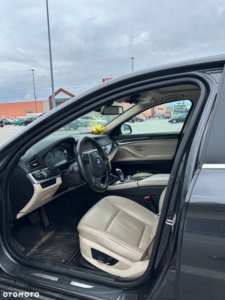 BMW Seria 5 520d - 11