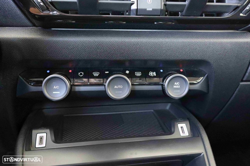 Citroën C4 1.2 PureTech Plus EAT8 - 31