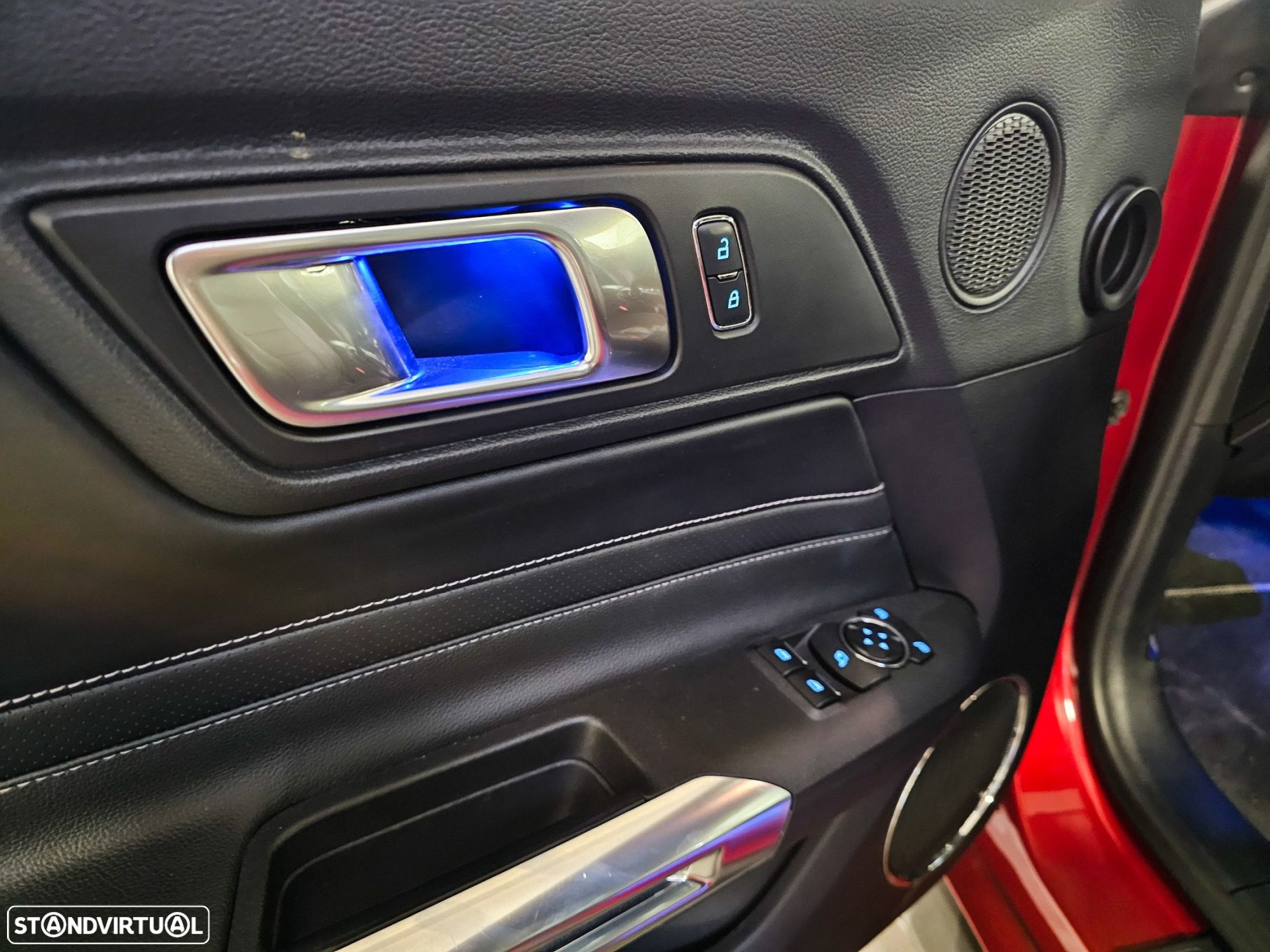Ford Mustang 2.3i EcoBoost Aut. - 27