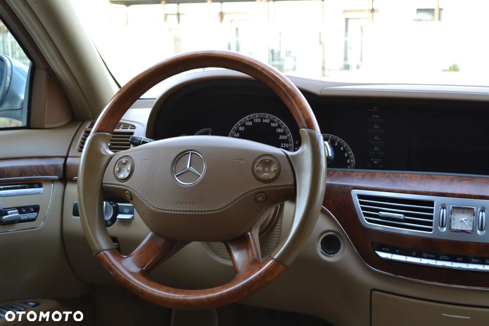 Mercedes-Benz Klasa S 500 7G-TRONIC - 22