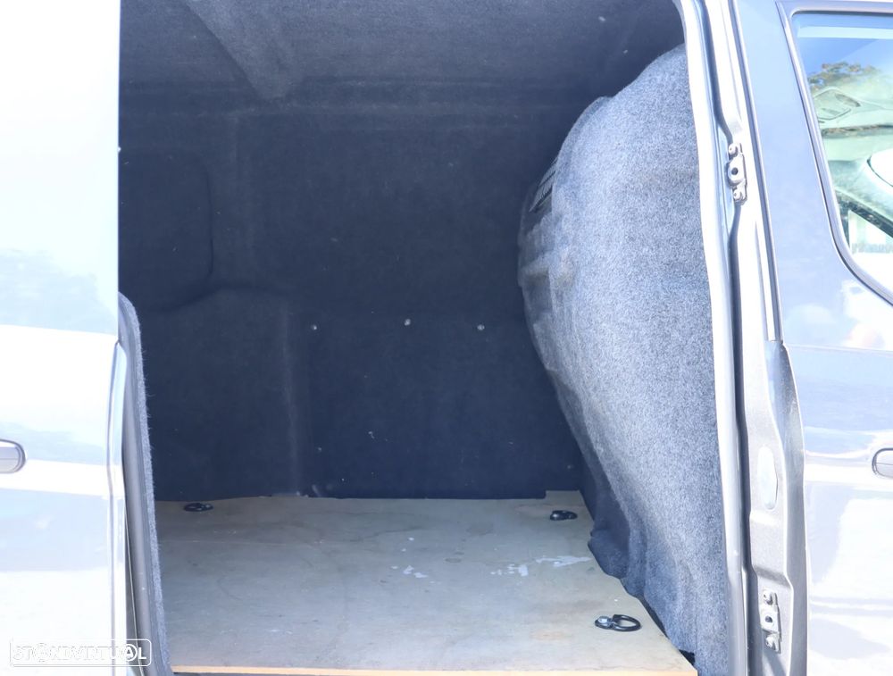Ford Transit Connect Van 3 lugares Longa - 47