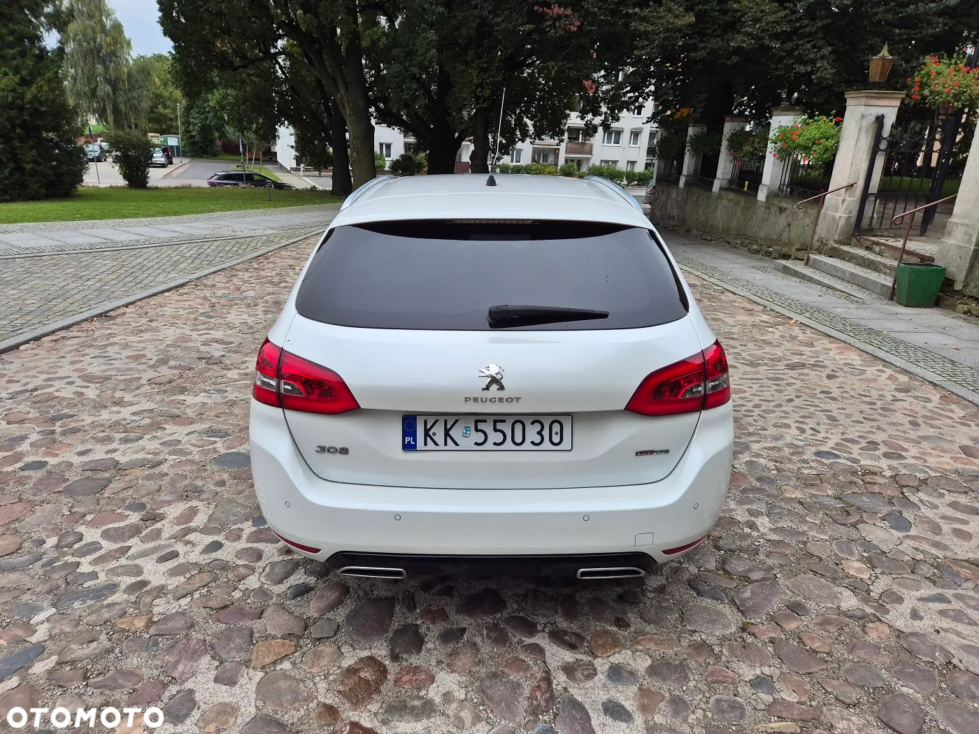 Peugeot 308 SW 1.2 PureTech Allure S&S - 12