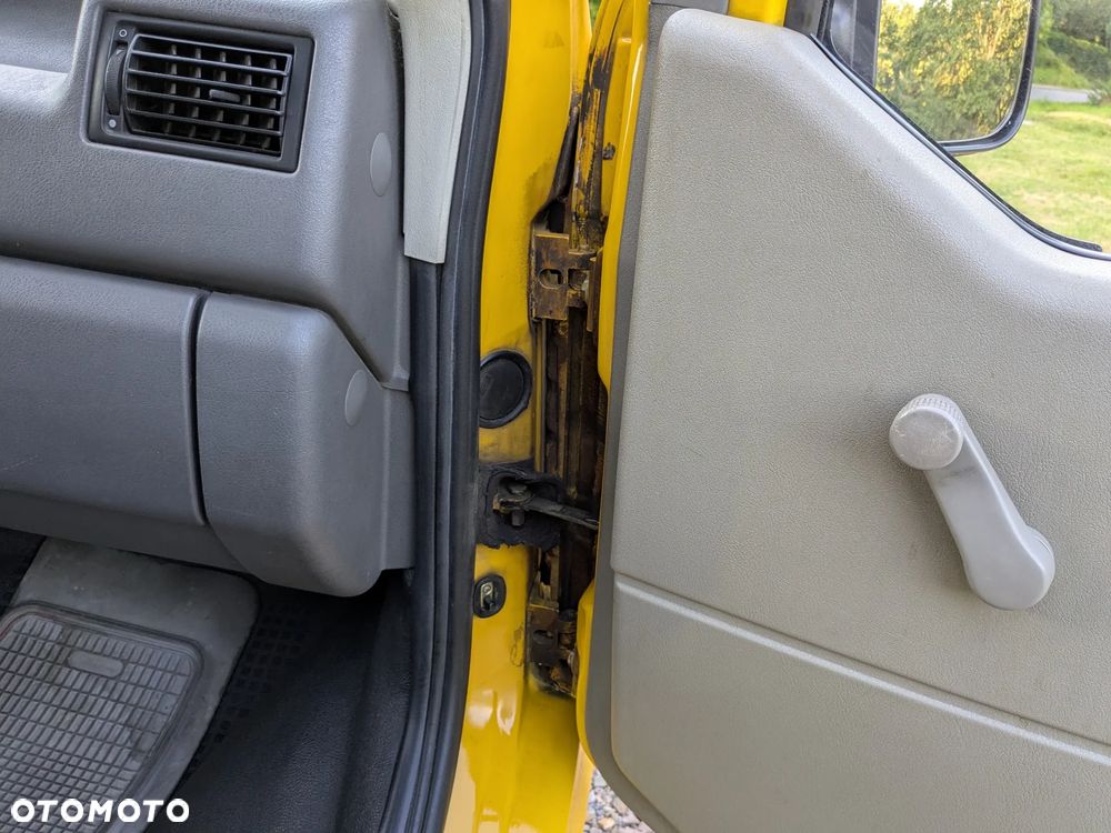 Volkswagen Transporter T4 - 11