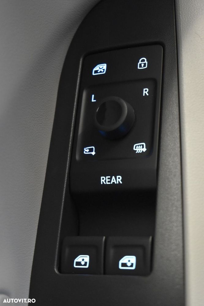 Ford Explorer RWD 77 kWh Extended Range Select - 35