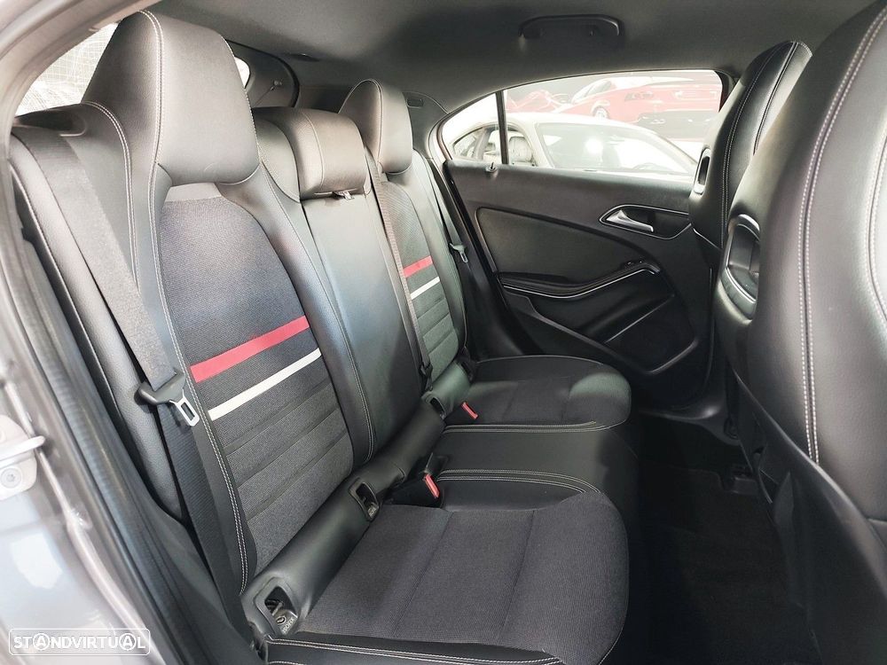 Mercedes-Benz A 180 CDi BE Urban - 12