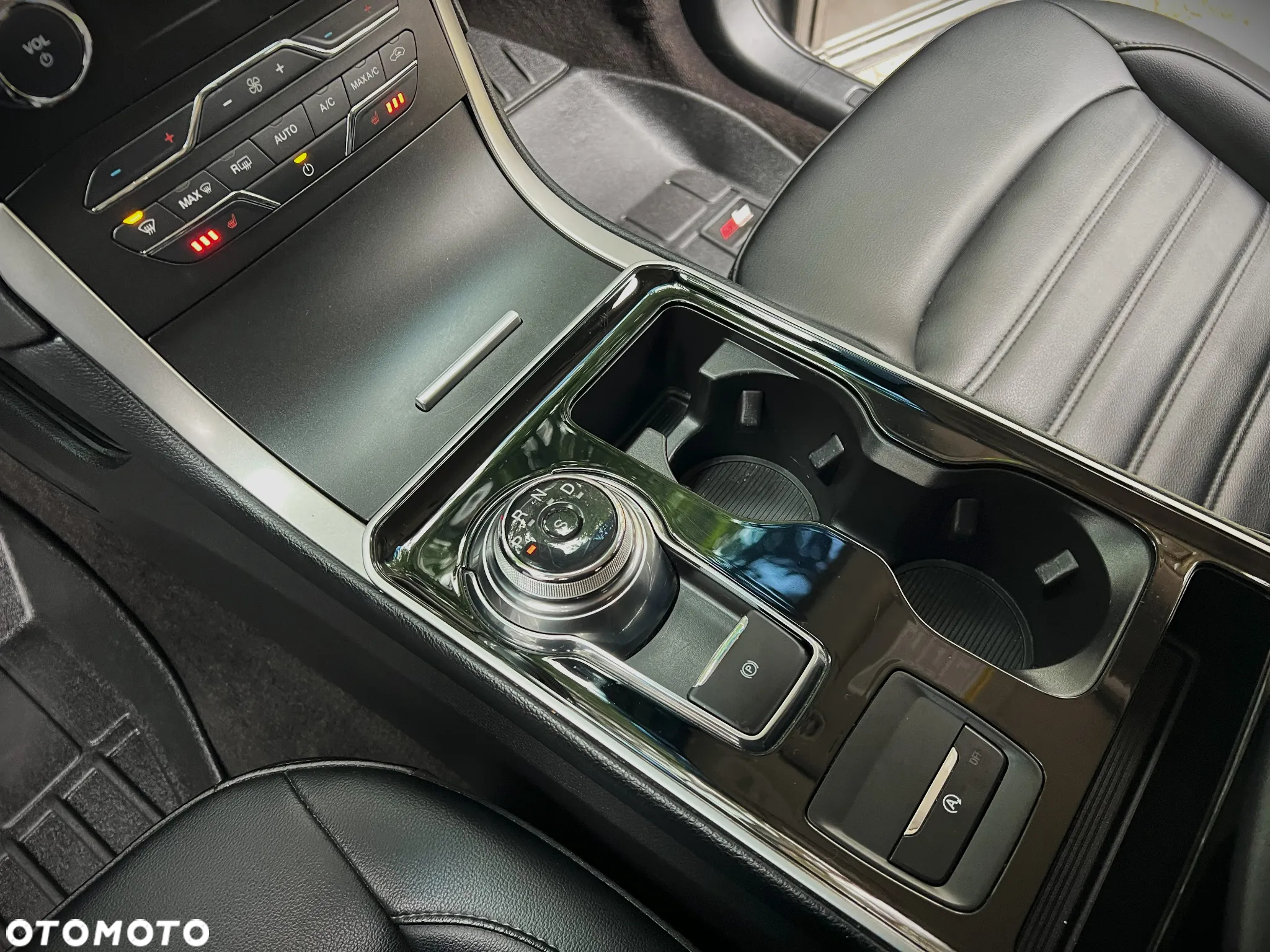 Ford Edge - 37