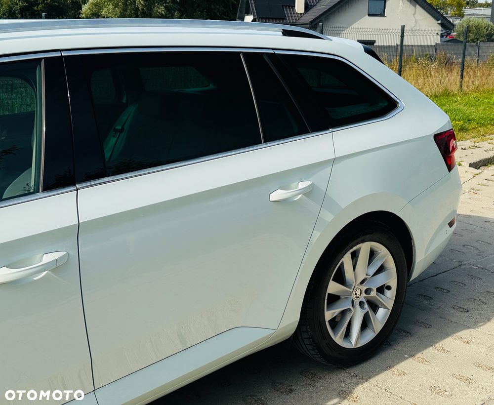 Skoda Superb 2.0 TDI 4x4 L&K DSG - 4