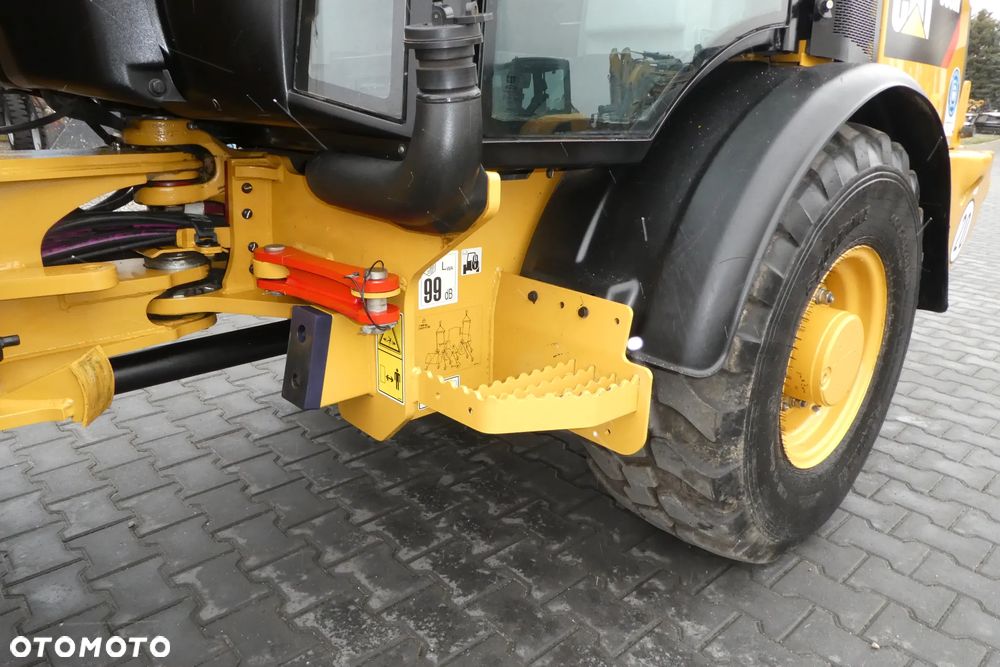 Caterpillar 906M Z NIEMIEC BIEGI DROGOWE PŁYWAJĄCA ŁYZKA - 9