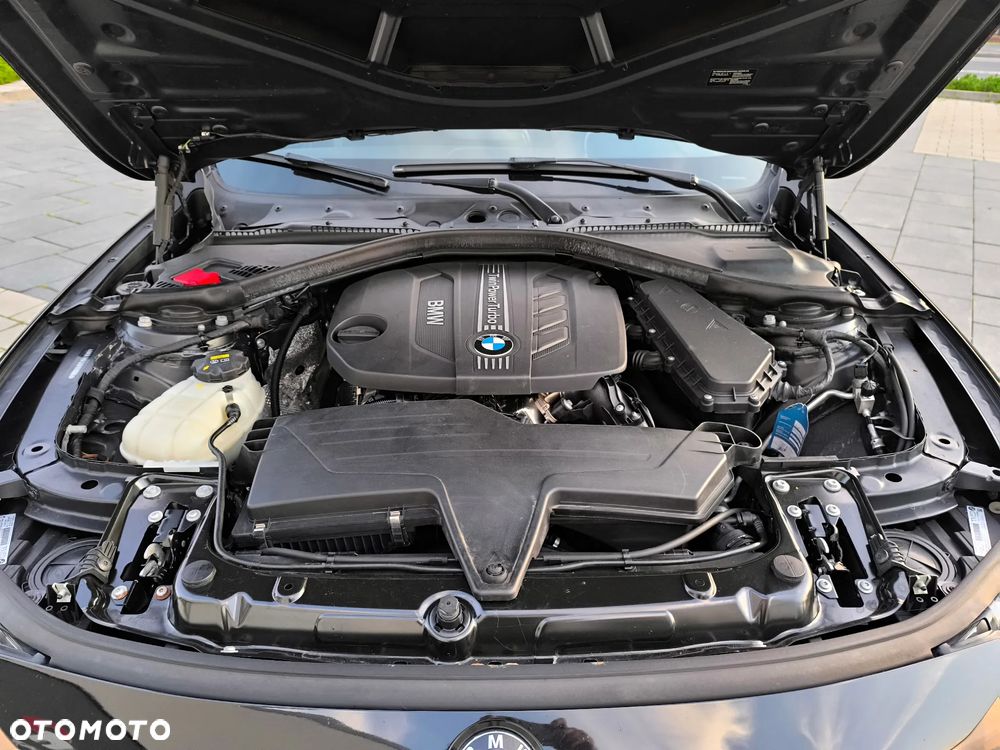 BMW Seria 3 316d - 12