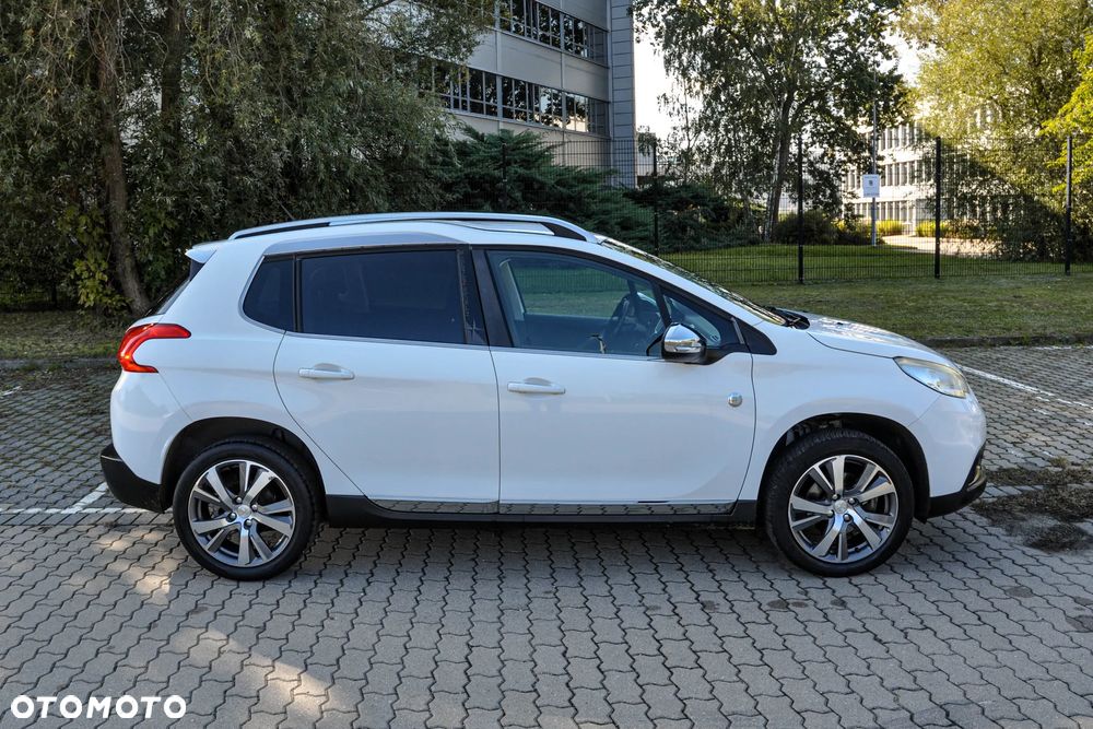 Peugeot 2008 - 5