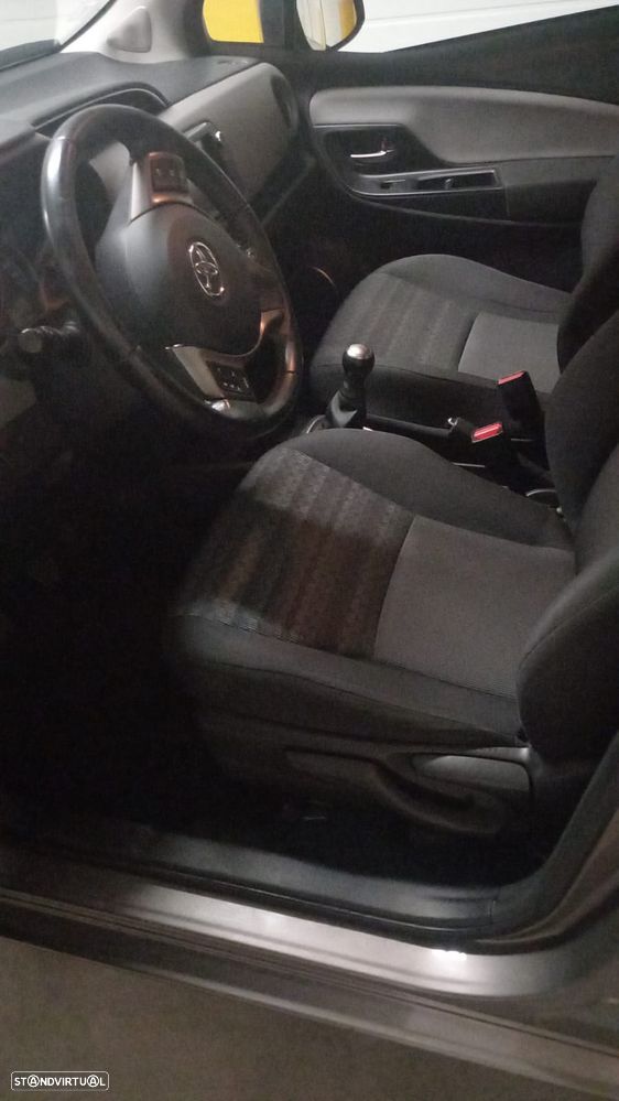 Toyota Yaris 1.0 VVT-i Comfort - 5