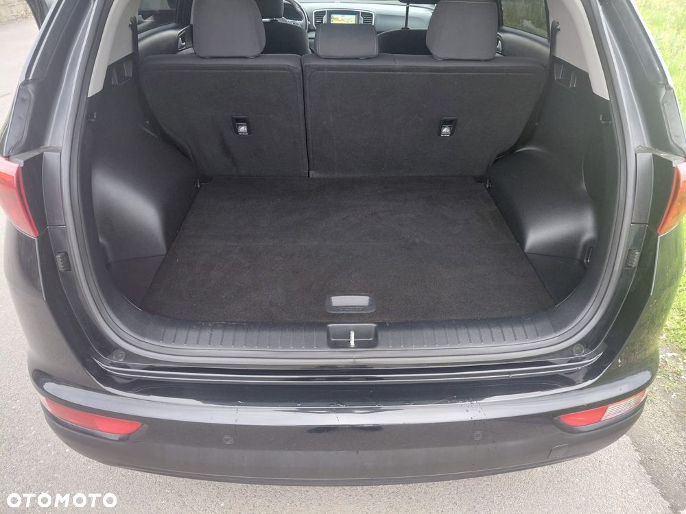 Kia Sportage 2.0 CRDI 4WD Fifa World Cup Edition - 16