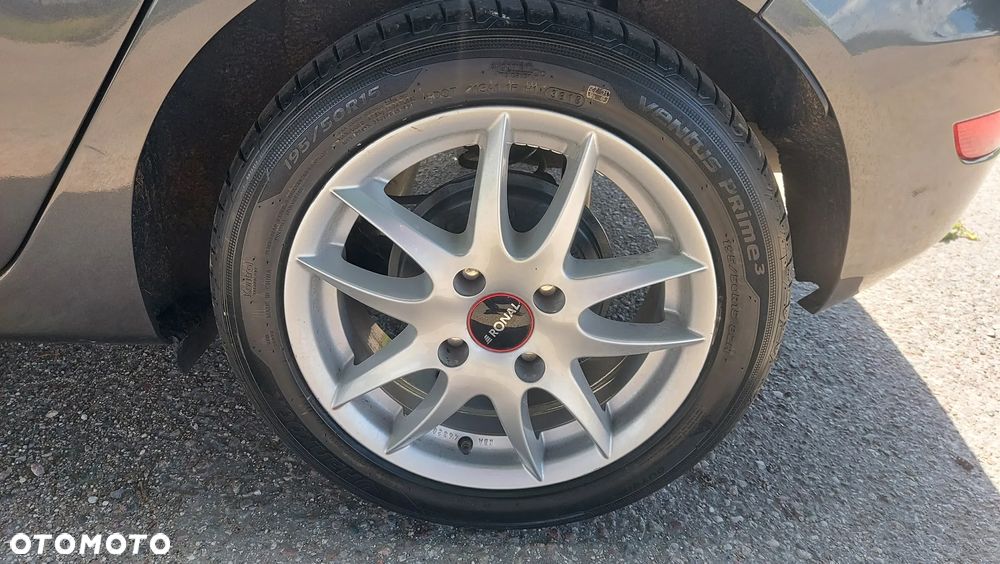 Ford Fiesta - 12