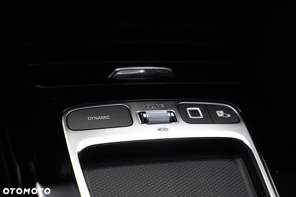 Mercedes-Benz CLA 200 mHEV AMG Line 7G-DCT - 20
