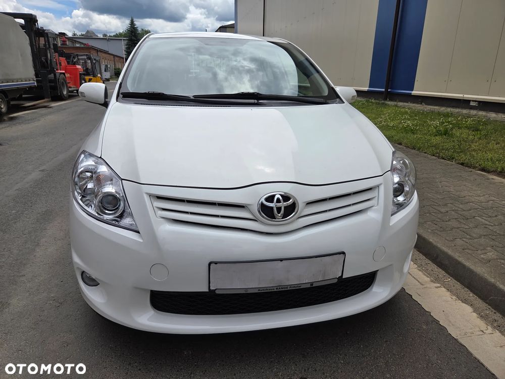 Toyota Auris 1.6 Premium - 7