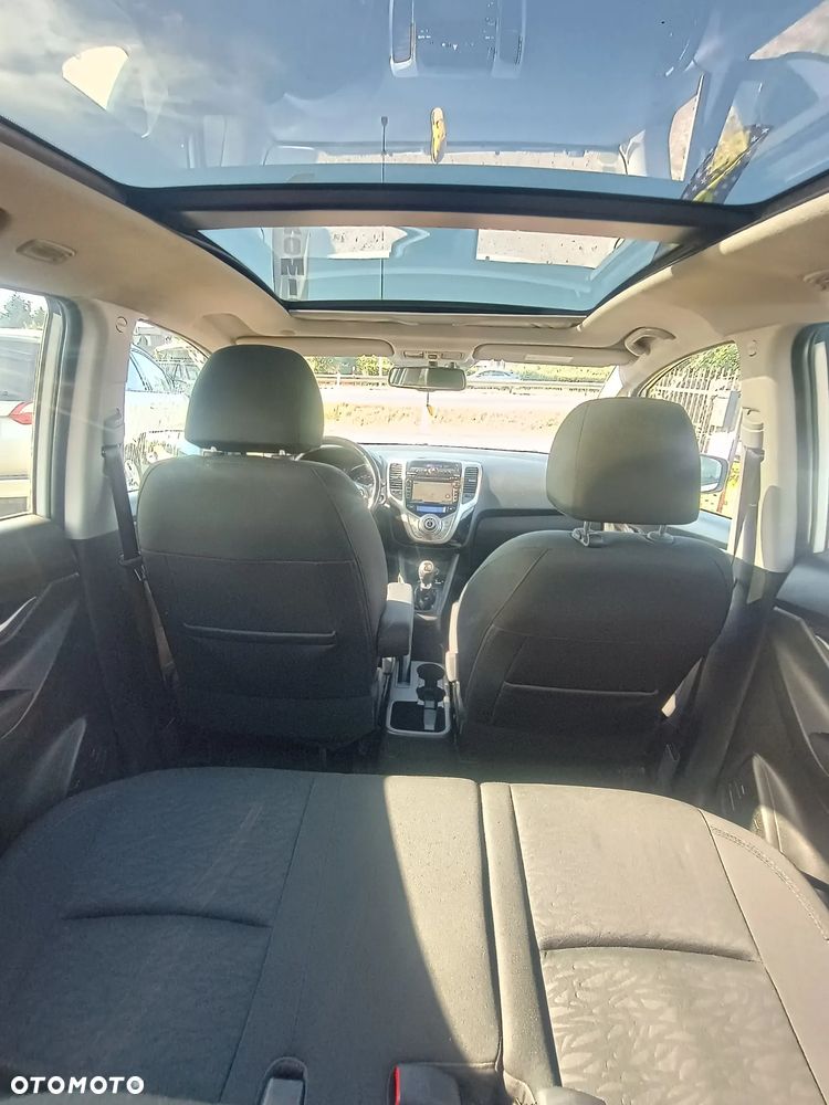 Hyundai ix20 - 16