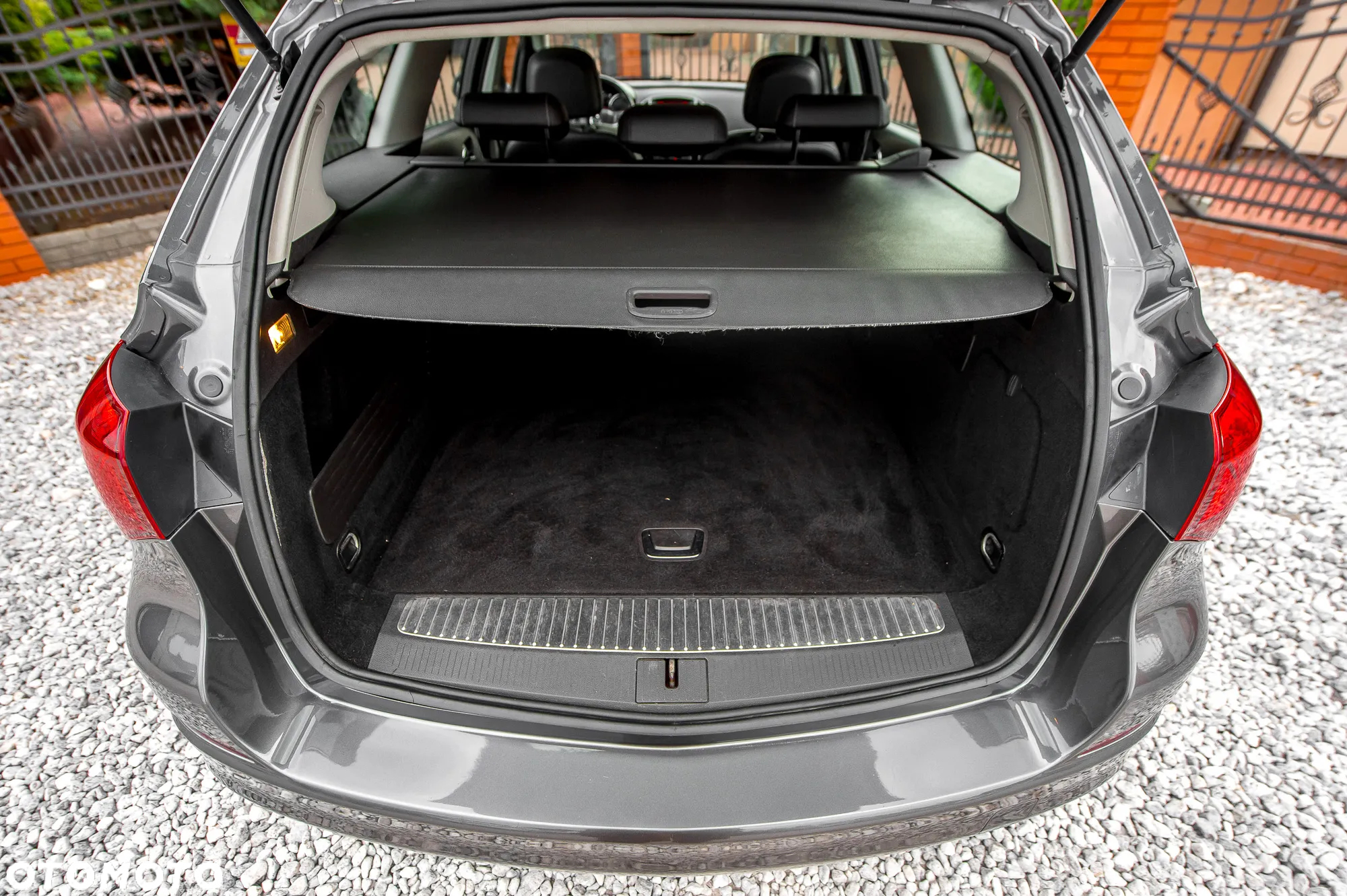 Opel Astra 1.6 Turbo Automatik Edition - 14