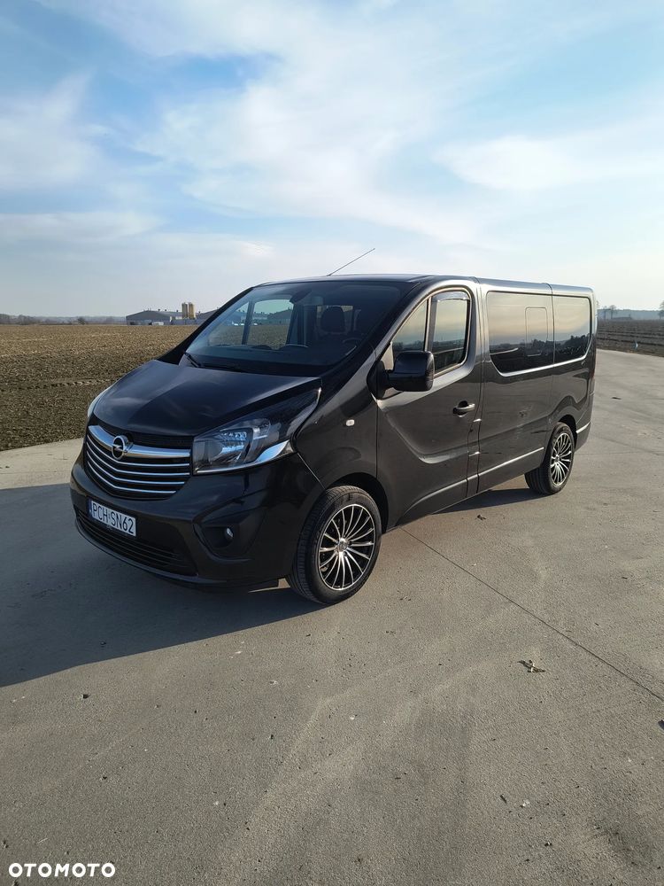 Opel Vivaro - 1