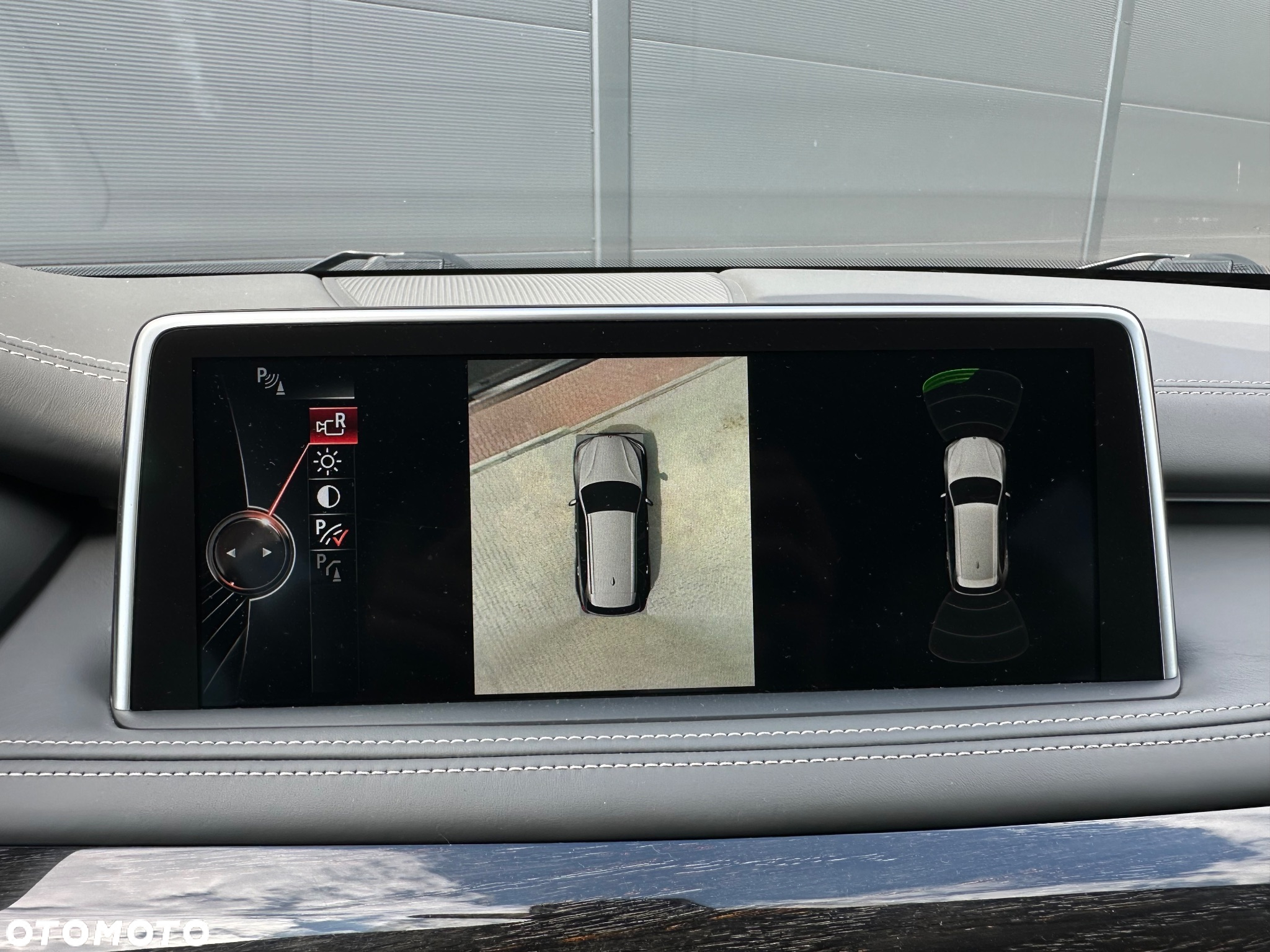 BMW X5 xDrive35i - 26