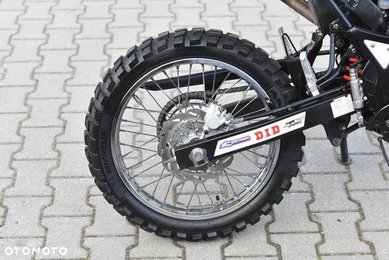 Yamaha WR - 13