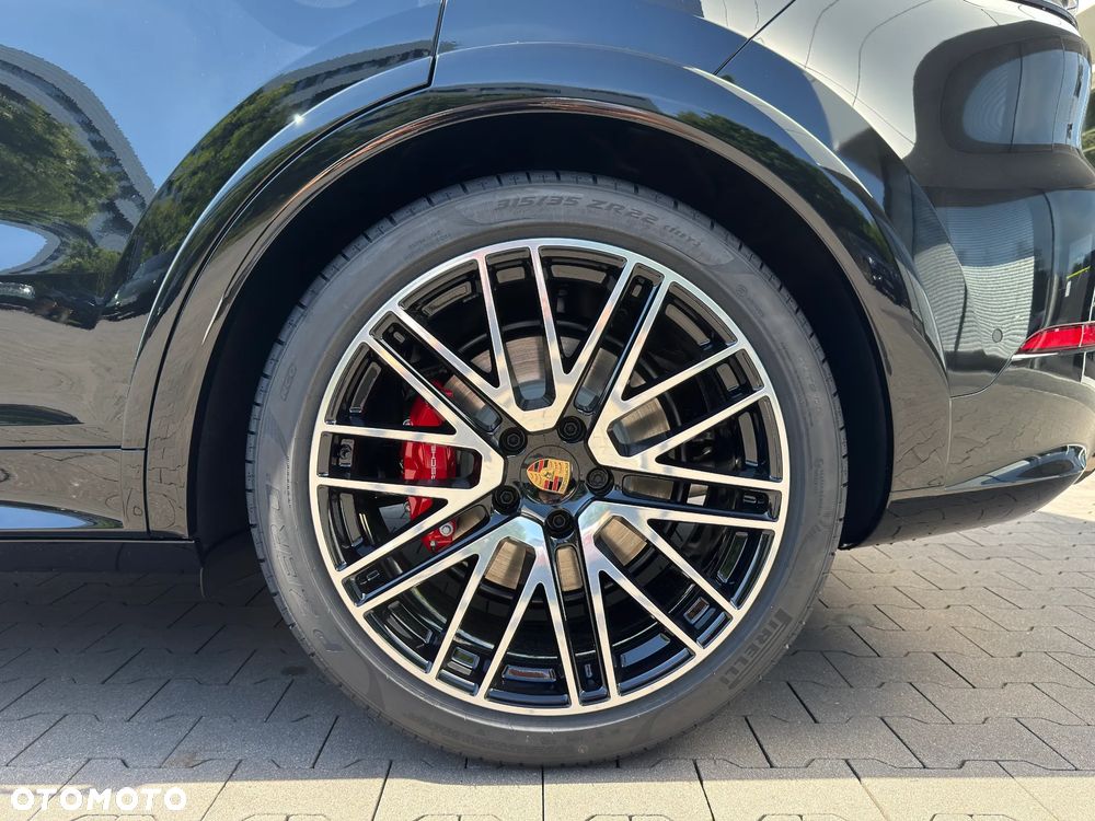 Porsche Cayenne GTS - 10