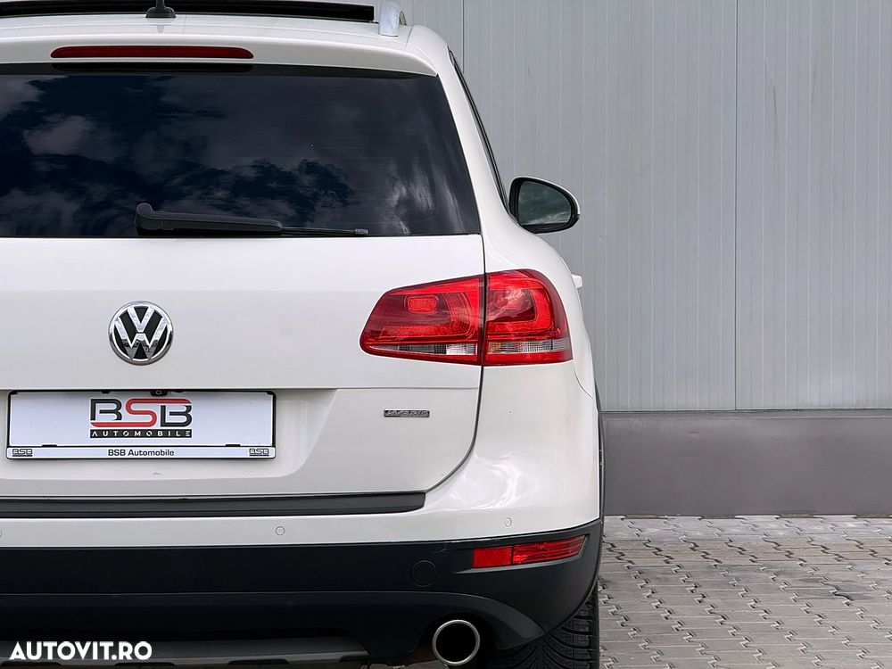 Volkswagen Touareg - 34