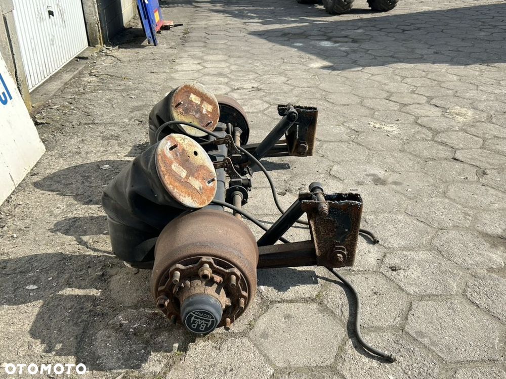 Oś BPW 8 szpilek do przyczepy rolniczej hamulec bębnowy HL HW IFA - 6