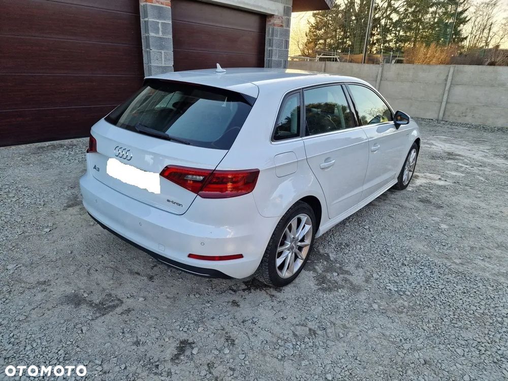 Audi A3 Sportback 1.4 TFSI e-tron design - 6