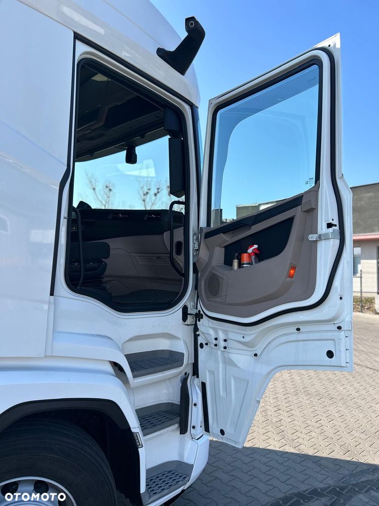 DAF XG - 10