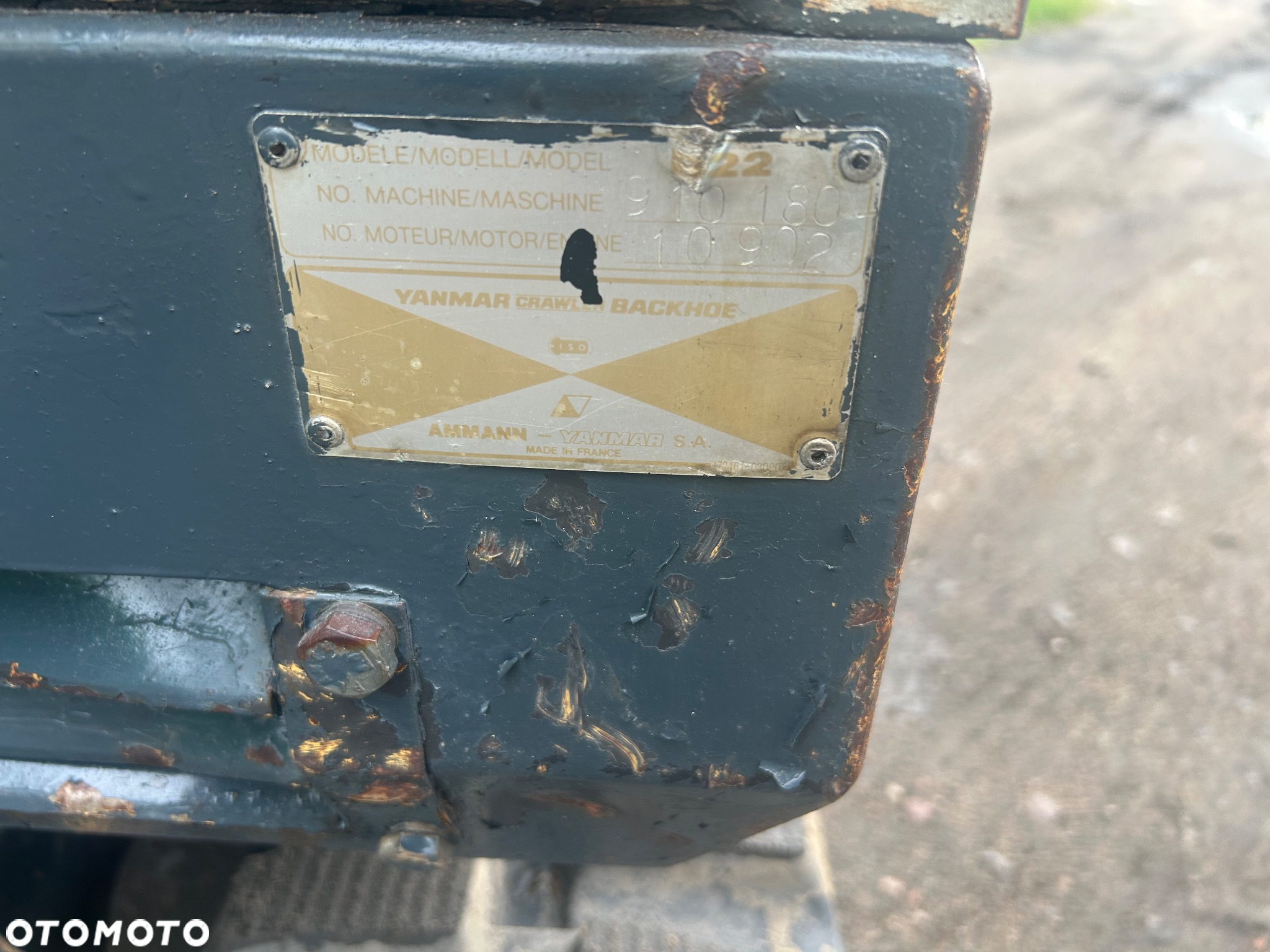 Yanmar B22 - 10