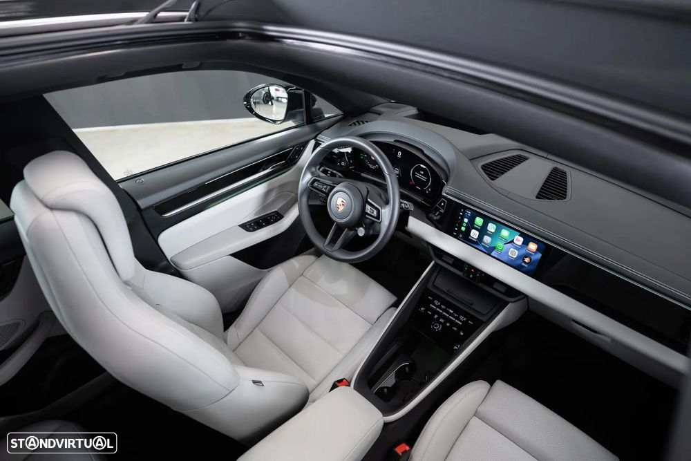Porsche Macan Electric - 3