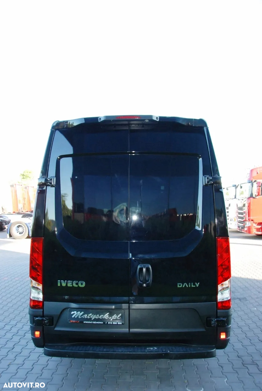 Iveco DAILY 35-180 / TABLĂ / 2022 / HI-MATIC / Opțiune completă / NEGRU METALIC / IMPORTAT / CONTRACT DE SERVICE POST-SERVICE - 13