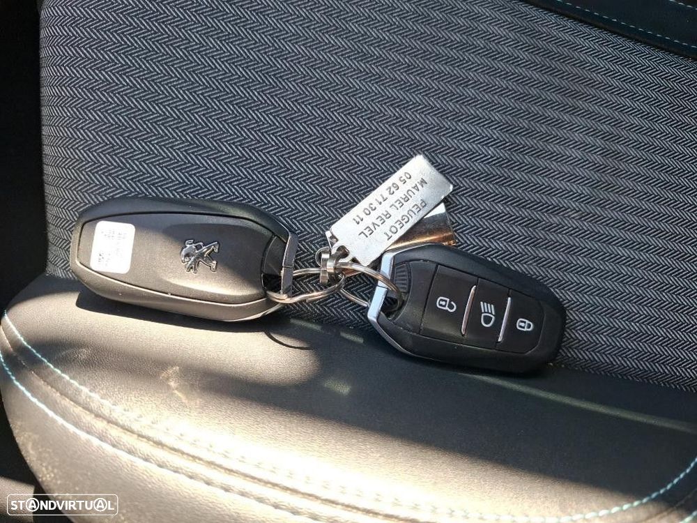 Peugeot 3008 1.6 Hybrid Allure Pack e-EAT8 - 7