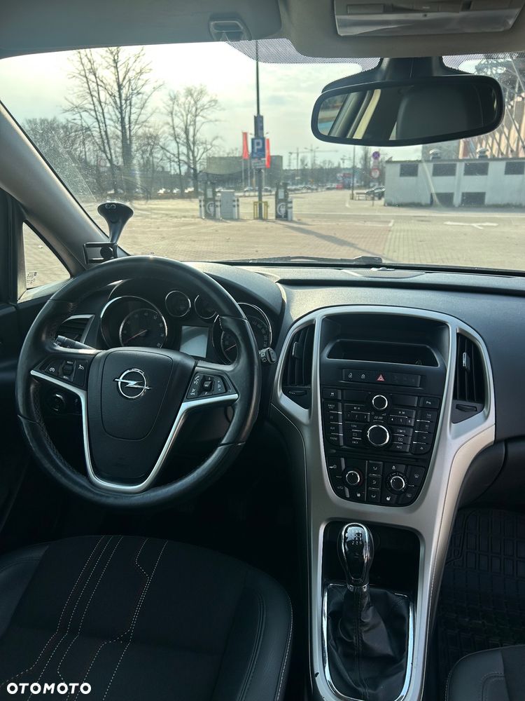 Opel Astra 1.4 Turbo - 17