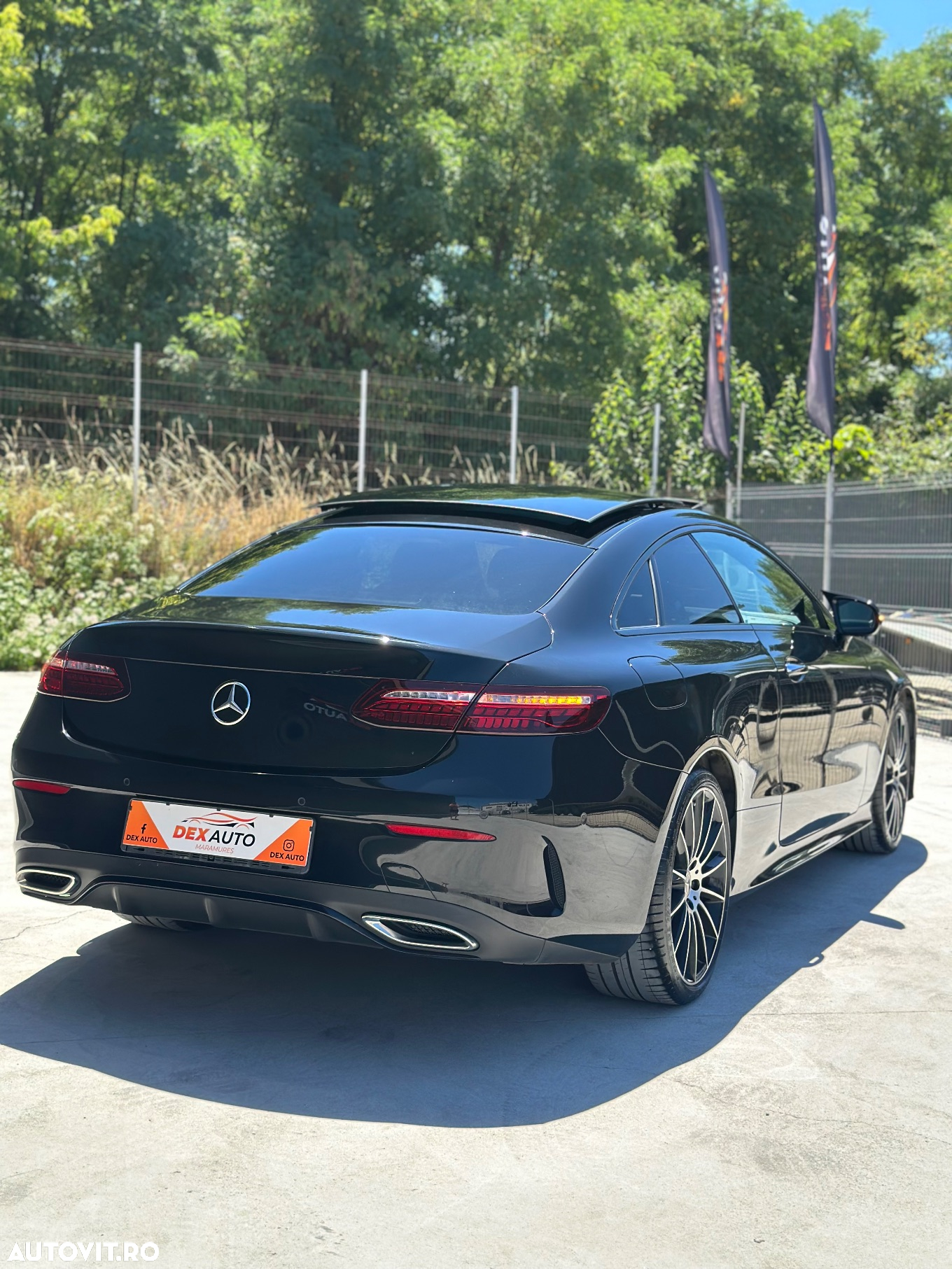 Mercedes-Benz E 220 d Coupe Aut. - 23