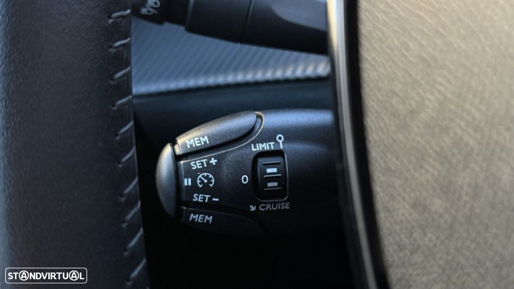 Peugeot 208 1.5 BlueHDi Active Pack - 28