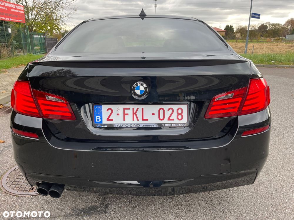 BMW Seria 5 525d Sport-Aut - 9