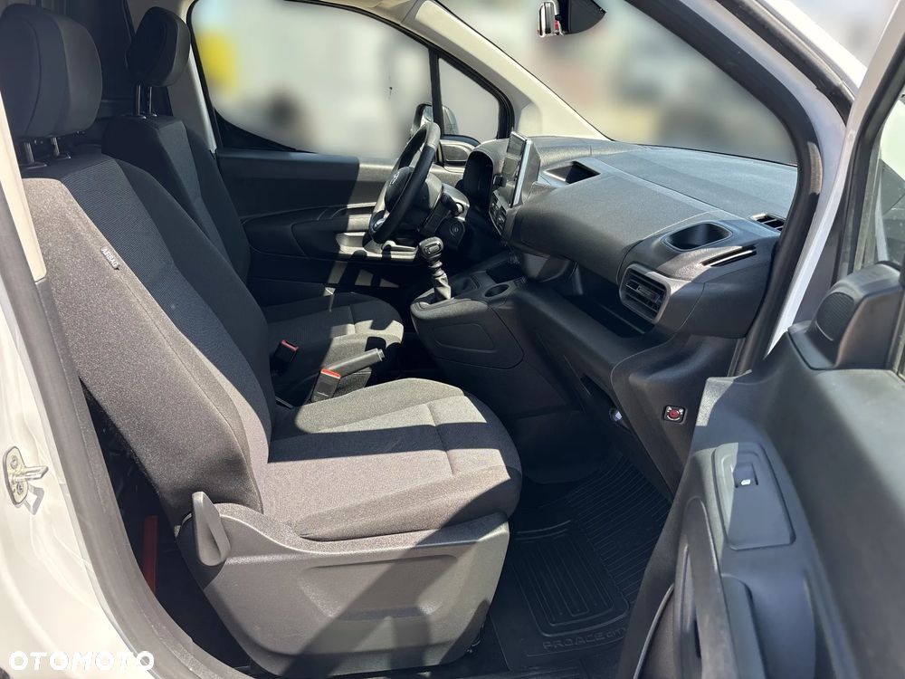 Toyota PROACE CITY 1.5 D-4D STANDARD 2,0T ACTIVEIVE - 15