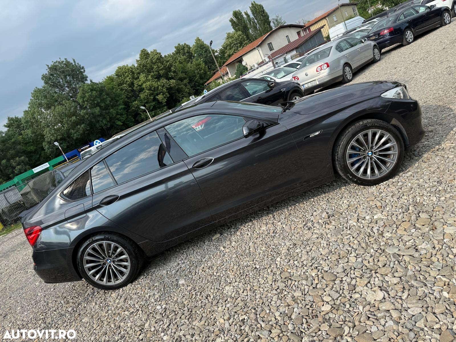 BMW Seria 5 535i Sport-Aut. - 36