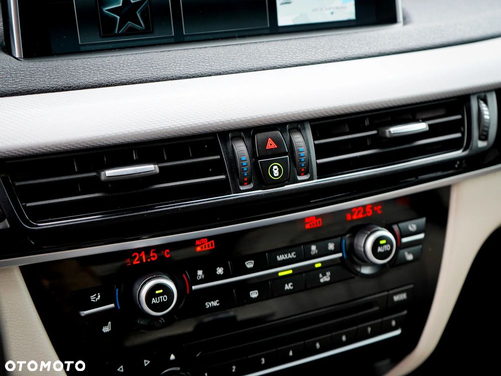 BMW X5 xDrive30d - 16