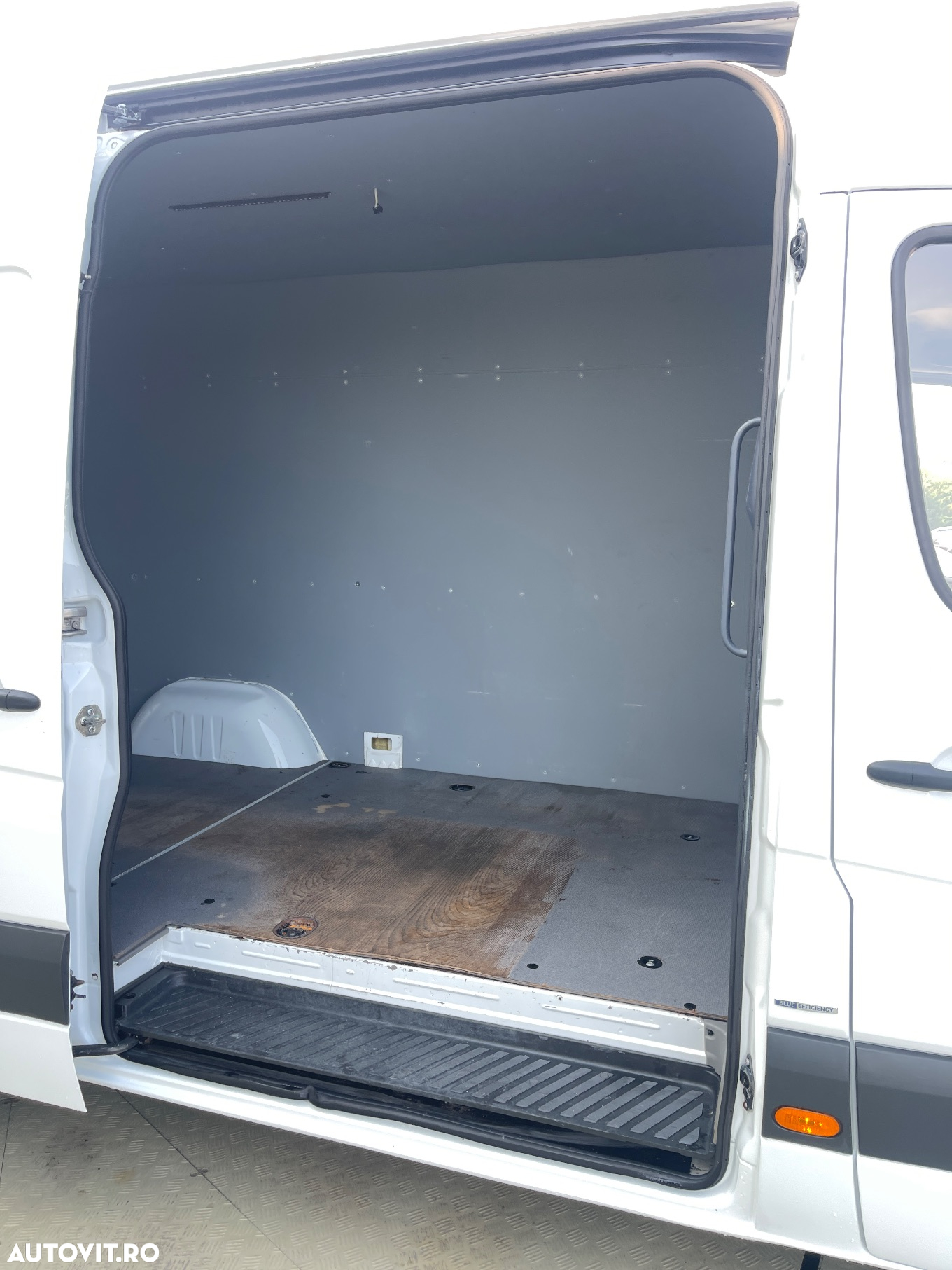 Mercedes-Benz Sprinter 316CDI MEDIU - 16