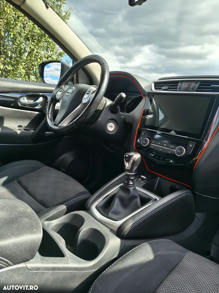 Nissan Qashqai 1.5 DCI Start/Stop Tekna - 10