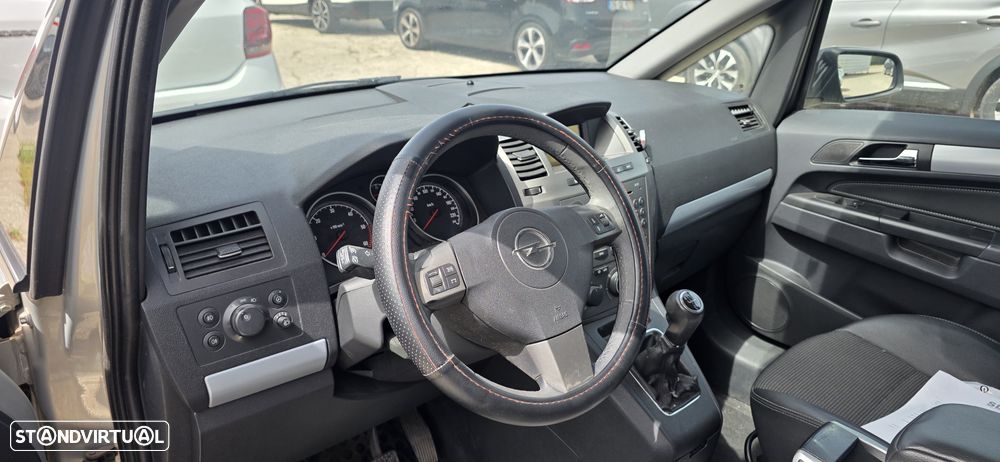 Opel Zafira 1.9 CDTI Cosmo - 7