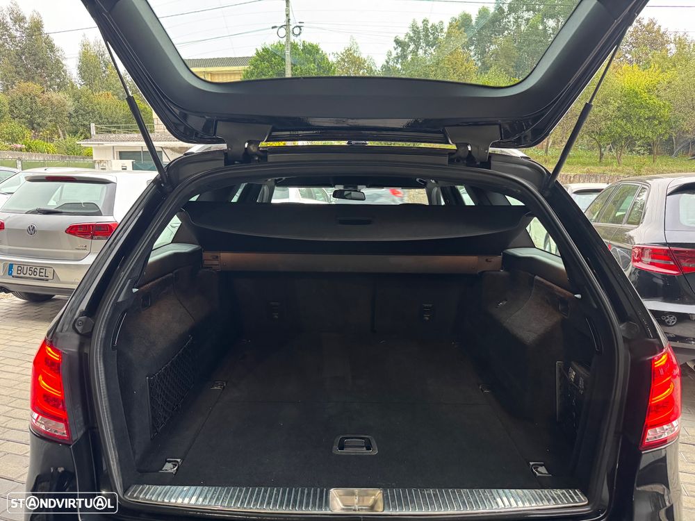 Mercedes-Benz E 300 Bluetec Hybrid Avantgarde - 13