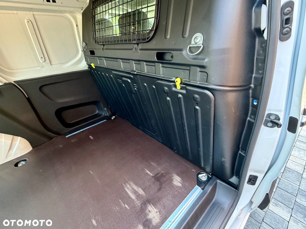 Opel Combo - 25