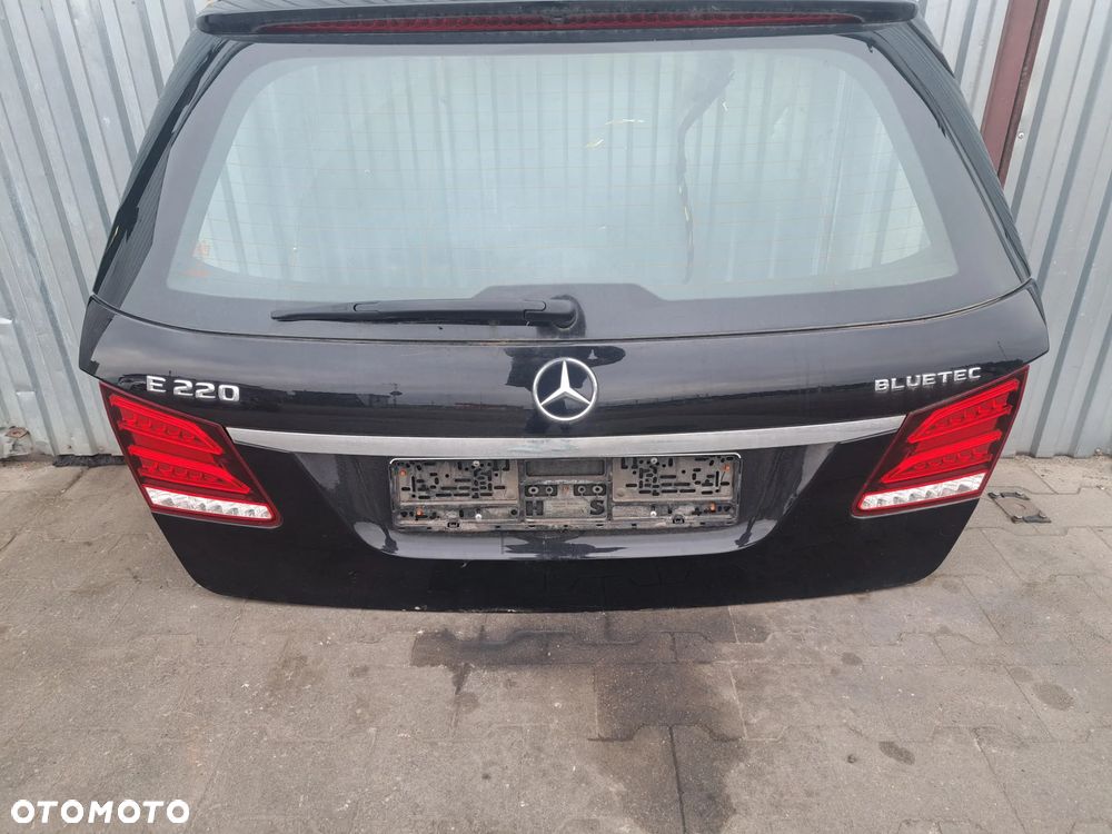 KLAPA BAGAŻNIKA MERCEDES W212 LIFT 2015 ROK - 3