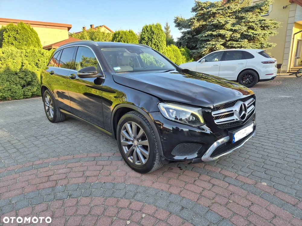 Mercedes-Benz GLC - 4
