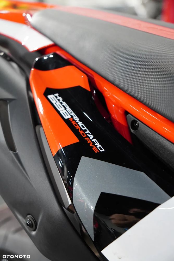 Ducati Hypermotard - 8